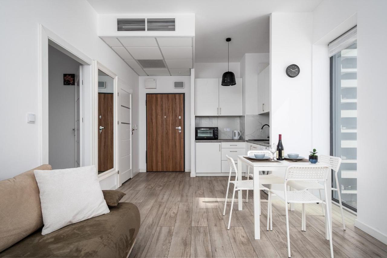 Apartament Ks Wola Prymasa 407 Leilighet Warszawa Eksteriør bilde