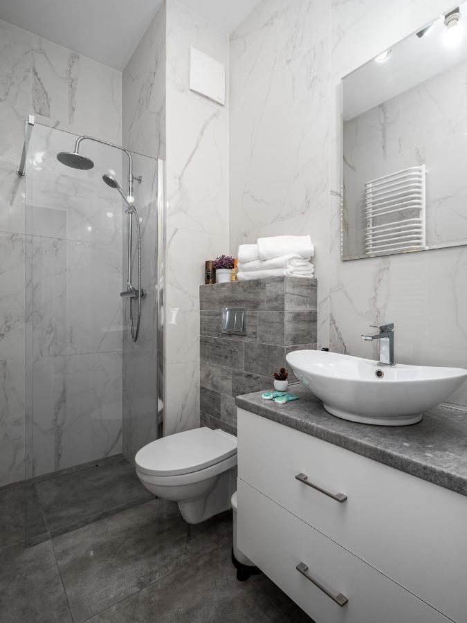 Apartament Ks Wola Prymasa 407 Leilighet Warszawa Eksteriør bilde